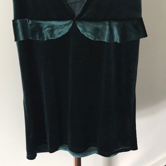 NWT Francesca’s Teal Green Velvet Mini Dress - Picture 9 of 12